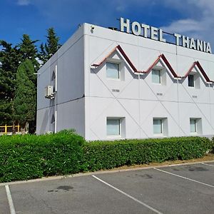 Hotel Thania